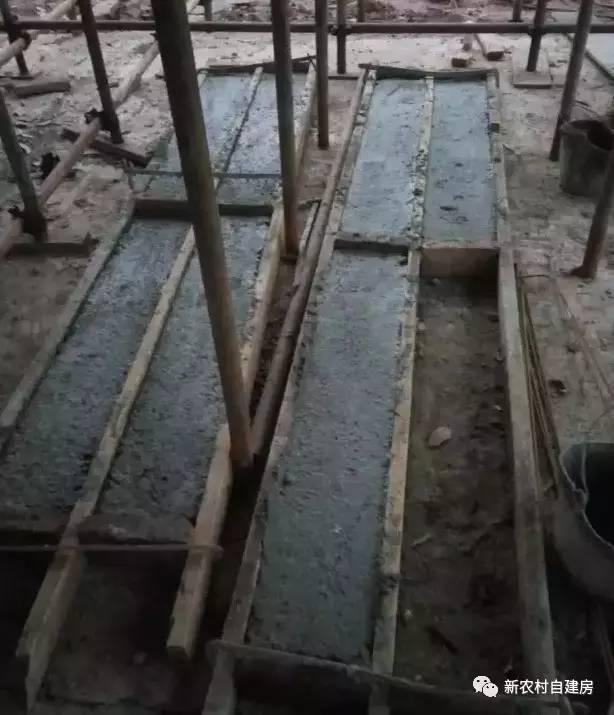 65建兄弟雙拼別墅，重回農(nóng)村，只為父母的期盼