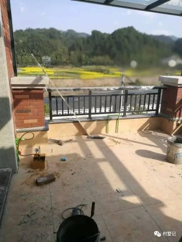 三層的農(nóng)村別墅，這樣裝修便宜又美觀