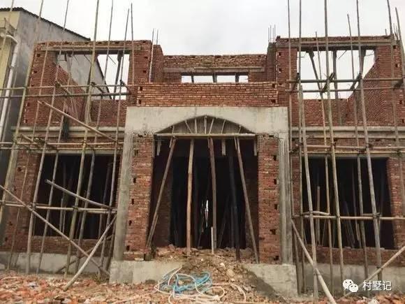 兩層自建農(nóng)村小別墅，漂亮實用兩者兼得