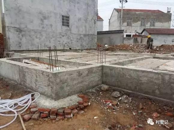 兩層自建農(nóng)村小別墅，漂亮實用兩者兼得