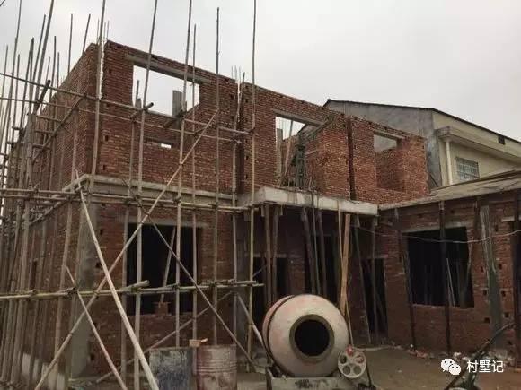 兩層自建農(nóng)村小別墅，漂亮實用兩者兼得