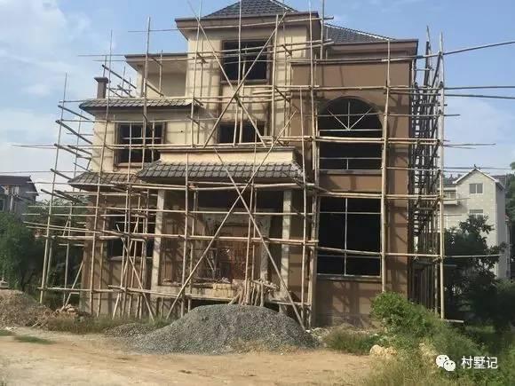 26萬三層農(nóng)村自建房，媲美城里百萬別墅