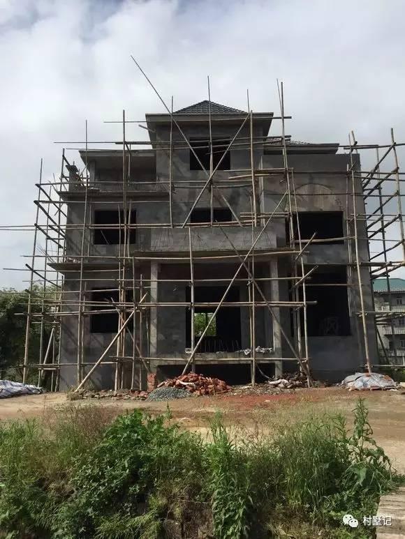 26萬三層農(nóng)村自建房，媲美城里百萬別墅