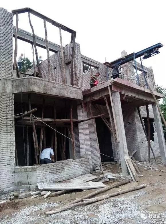 湖北網(wǎng)友曬二層農(nóng)村別墅，說(shuō)農(nóng)村人沒(méi)品味的打臉了（附圖紙）