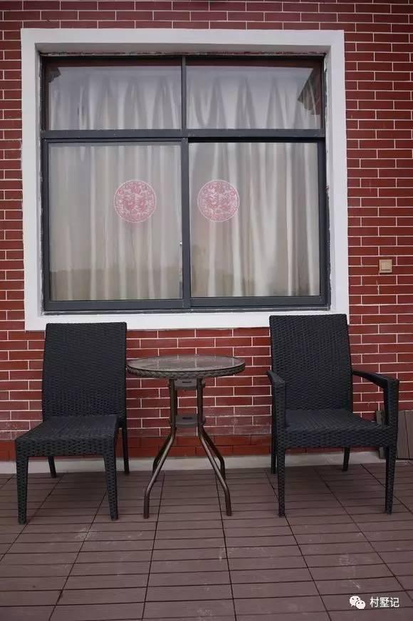 湖北網(wǎng)友曬二層農(nóng)村別墅，說(shuō)農(nóng)村人沒(méi)品味的打臉了（附圖紙）