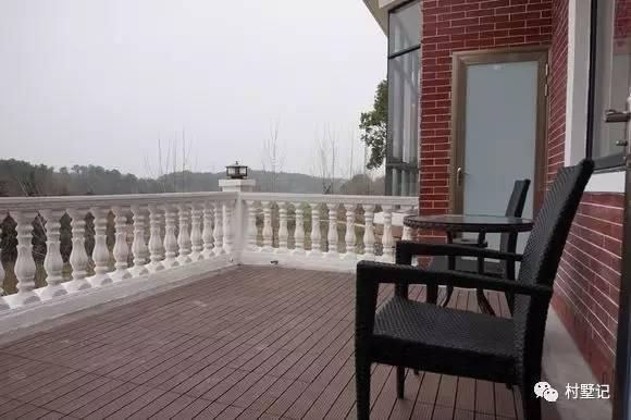 湖北網(wǎng)友曬二層農(nóng)村別墅，說(shuō)農(nóng)村人沒(méi)品味的打臉了（附圖紙）