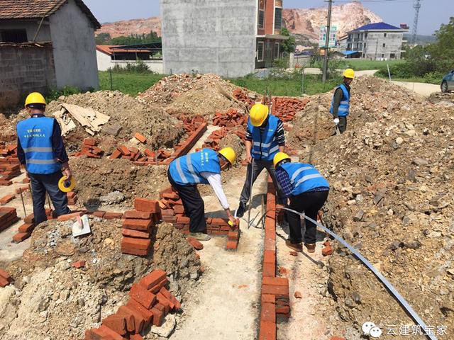 原來(lái)現(xiàn)在的農(nóng)村自建別墅，可以這么省心省力（帶現(xiàn)場(chǎng)施工圖）