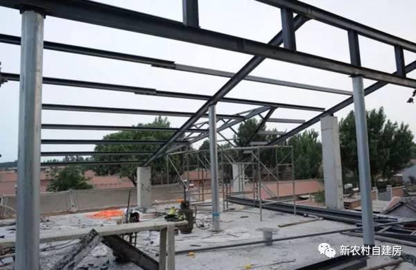 農(nóng)村別墅外墻這樣裝便宜又好看，裝修省10萬