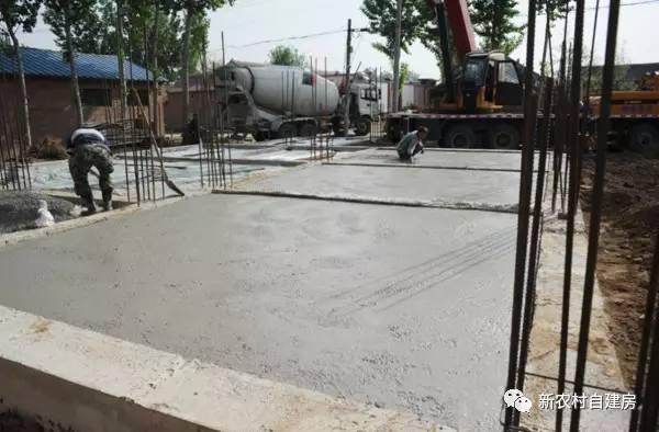 農(nóng)村別墅外墻這樣裝便宜又好看，裝修省10萬