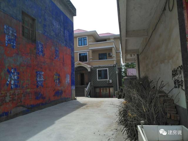 家家戶戶建農(nóng)村別墅，城里人看的眼睛都綠了