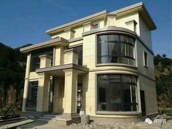 實拍農(nóng)村自建別墅，城里人看完都大跌眼鏡