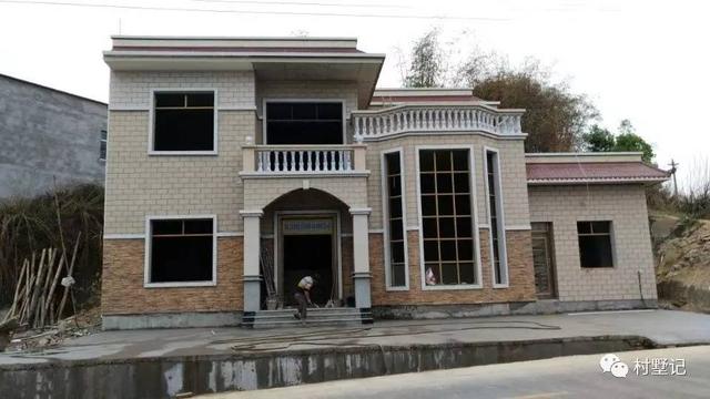 實拍農(nóng)村建的最多的別墅，第三套最霸氣