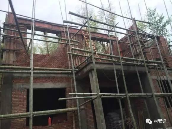 比效果圖還好看，這套建好的三層農(nóng)村別墅逆天了