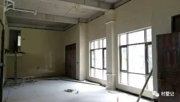 30歲兄弟倆在老家建雙拼別墅，當?shù)卣也坏奖冗@更好的