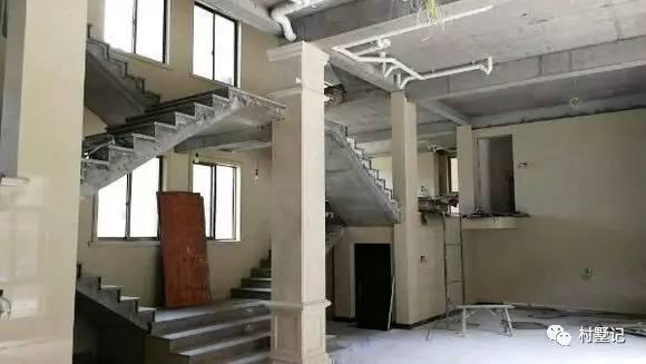 30歲兄弟倆在老家建雙拼別墅，當?shù)卣也坏奖冗@更好的