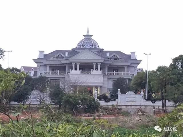 福清虎溪農(nóng)村別墅霸氣來(lái)襲！1000多萬(wàn)的豪華別墅勝似大會(huì)堂