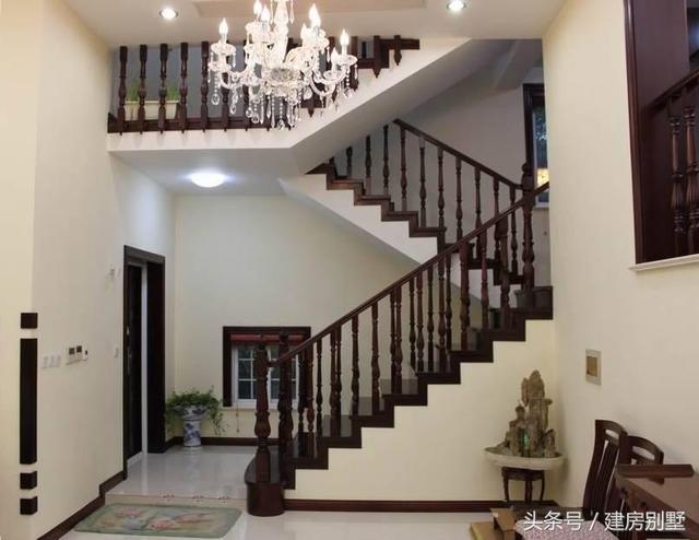10款別墅樓梯效果圖，別再羨慕別人家的樓梯啦！