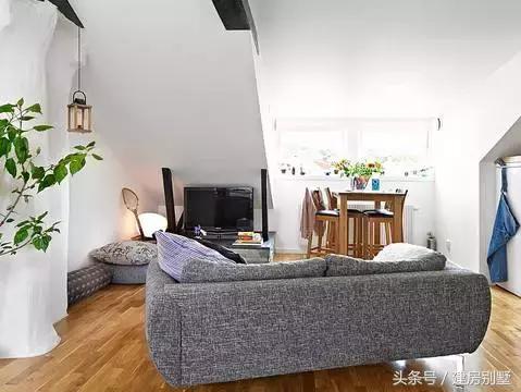 好美！平時用來放雜物的閣樓，竟然能設計的這么好看