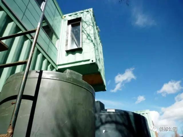 建別墅，能用集裝箱？挑空客廳都行，看看人家就知道