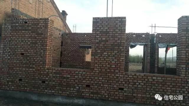 農(nóng)村蓋房實(shí)拍，河北18萬就能建起一套2層小別墅？