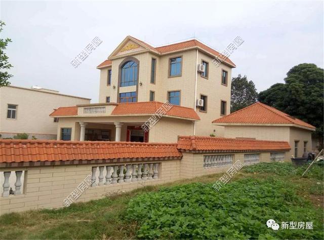 農(nóng)村自建別墅圖，450平面積造價40萬，簡歐式風(fēng)格的小洋樓