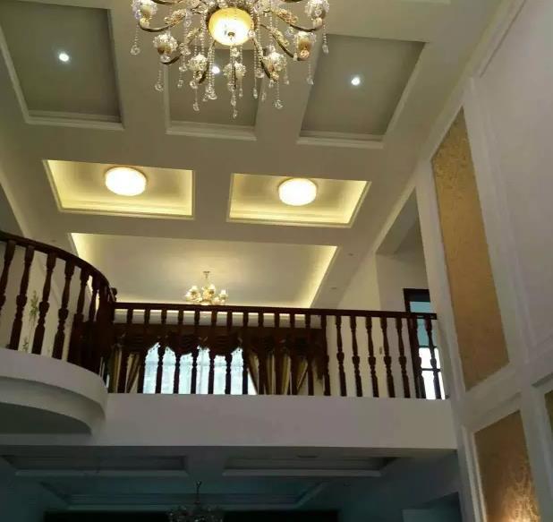 不聽媽媽的話，執(zhí)意嫁給鳳凰男，看到他們家的房子終于哭了