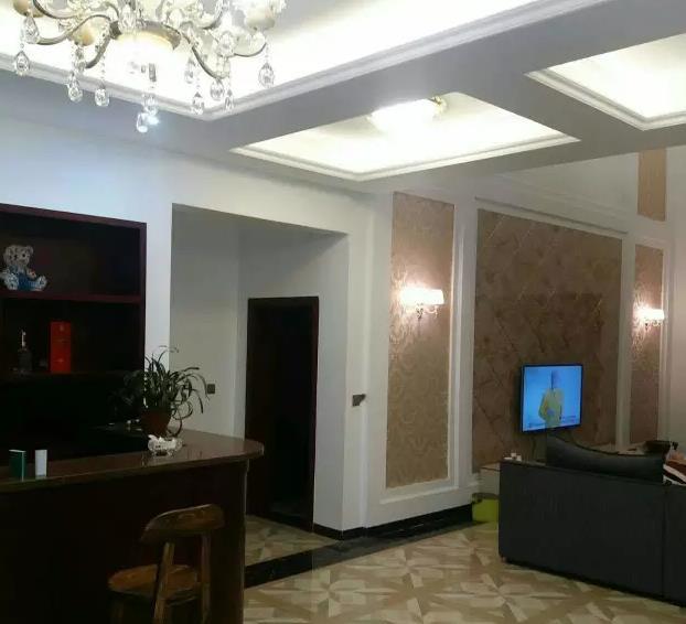 不聽媽媽的話，執(zhí)意嫁給鳳凰男，看到他們家的房子終于哭了