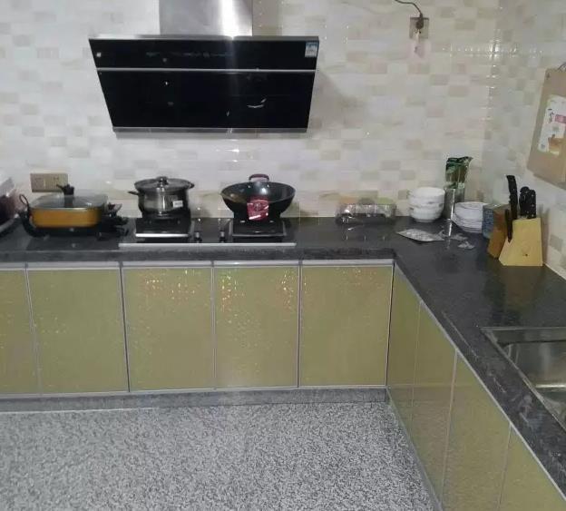 不聽媽媽的話，執(zhí)意嫁給鳳凰男，看到他們家的房子終于哭了