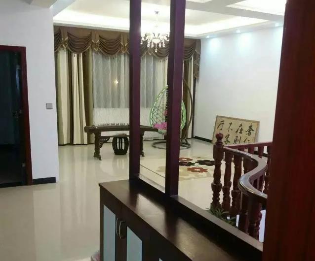 不聽媽媽的話，執(zhí)意嫁給鳳凰男，看到他們家的房子終于哭了