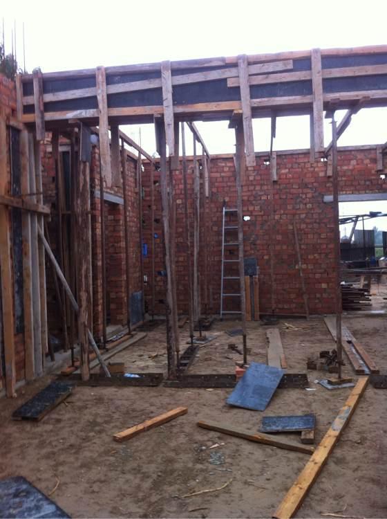 因為窮相親被嫌棄，5年后逆襲回鄉(xiāng)建豪宅