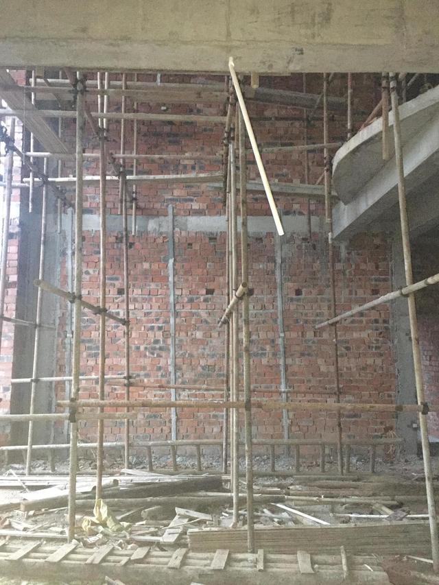 湖南伢子40萬為父母建別墅，孝心感動(dòng)鄰里，爭相稱贊