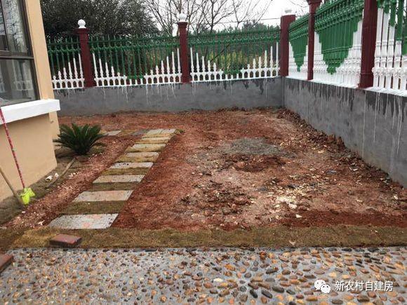 牛人自述：25萬建別墅，引10萬網(wǎng)友圍觀，爭相稱贊