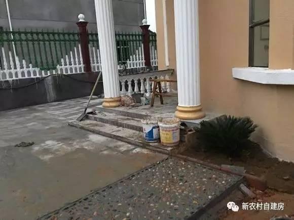 牛人自述：25萬建別墅，引10萬網(wǎng)友圍觀，爭相稱贊