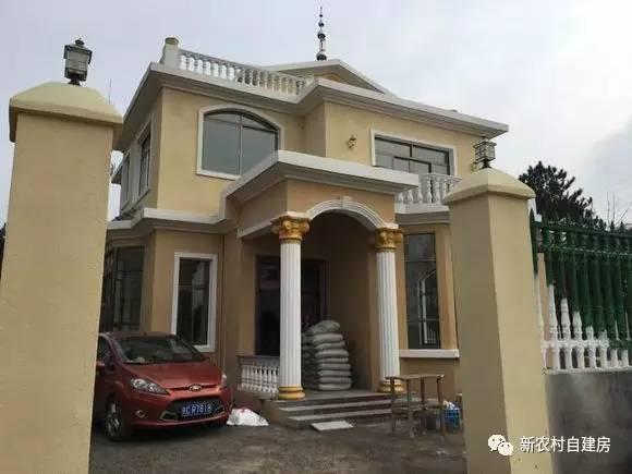 牛人自述：25萬建別墅，引10萬網(wǎng)友圍觀，爭相稱贊