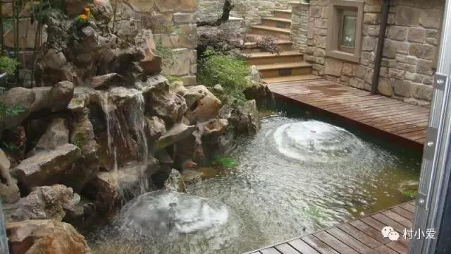 父親節(jié)剛過(guò)，她便回到北京郊區(qū)為父親蓋了一棟新型的裝配式房屋