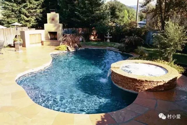 父親節(jié)剛過(guò)，她便回到北京郊區(qū)為父親蓋了一棟新型的裝配式房屋