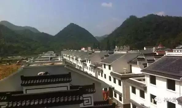 又一個(gè)“光伏村”并網(wǎng)發(fā)電了，全國(guó)“光伏村”陣營(yíng)再次擴(kuò)大！