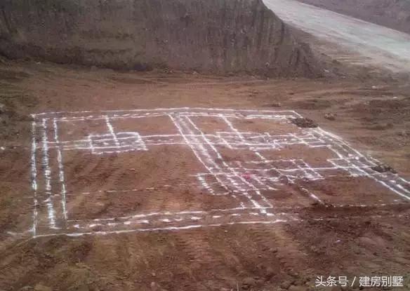 廣東自建商住兩用房，外觀雖不奢華，裝修很用心