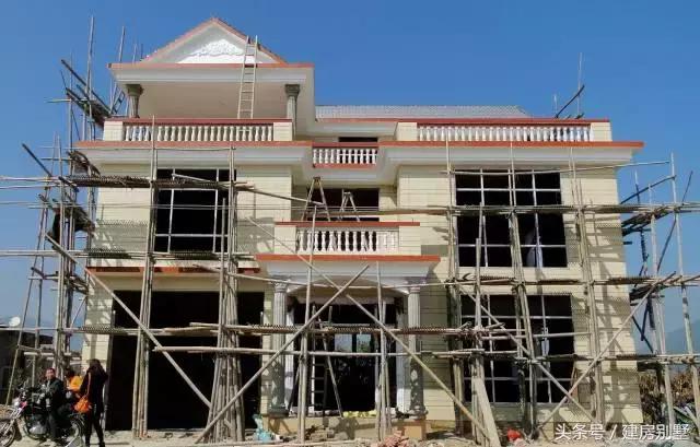 福建富豪又來(lái)曬別墅了，有錢(qián)所以可以如此任性？