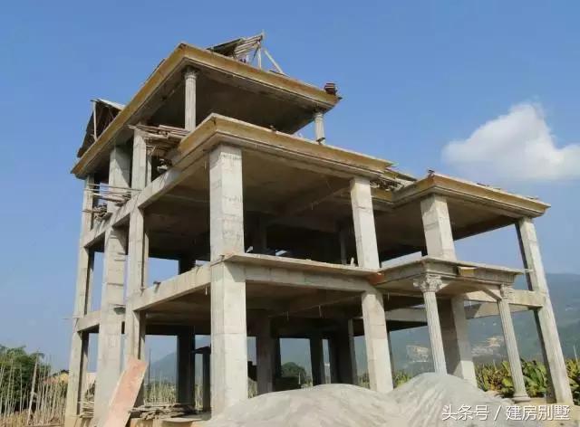 福建富豪又來(lái)曬別墅了，有錢(qián)所以可以如此任性？