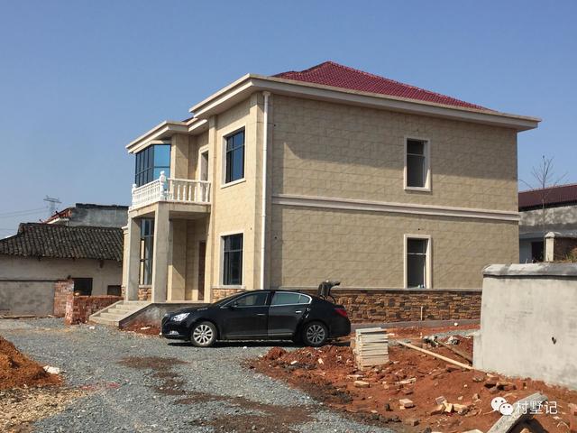 湖南小伙花40萬為父母建農(nóng)村別墅，溫馨又實用