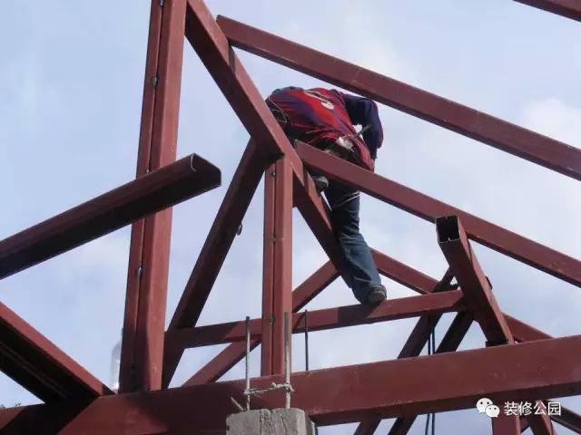 泰國農(nóng)村自建帶泳池養(yǎng)老別墅，難怪老外退休要去這里