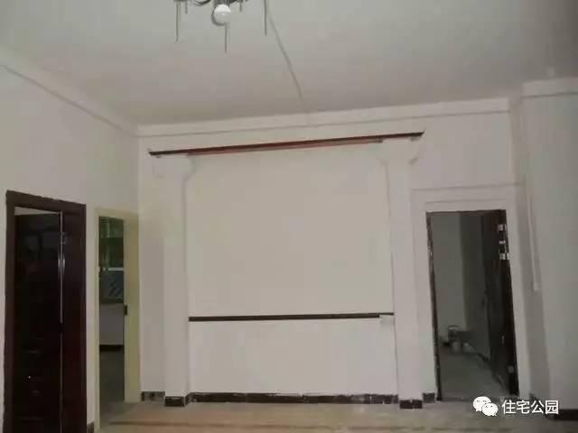 重慶蓋房直播，房主充當(dāng)小工親自上陣，建成36萬(wàn)引全村圍觀！