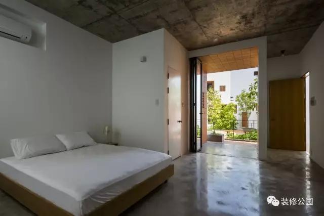 自建房屋做民宿，花磚庭院連廊不可少，狹長地塊也不怕