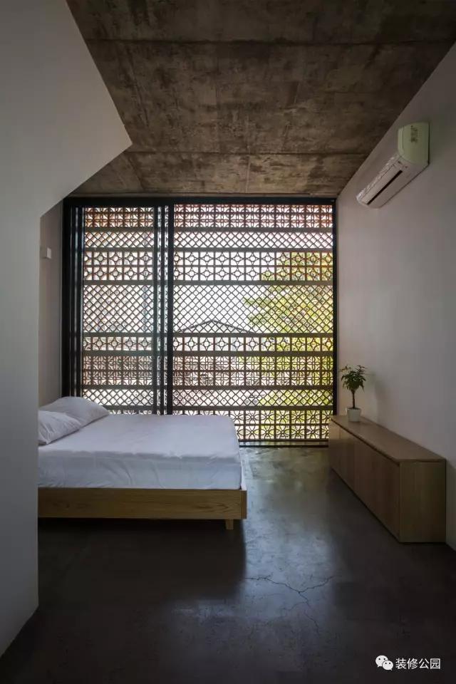 自建房屋做民宿，花磚庭院連廊不可少，狹長地塊也不怕