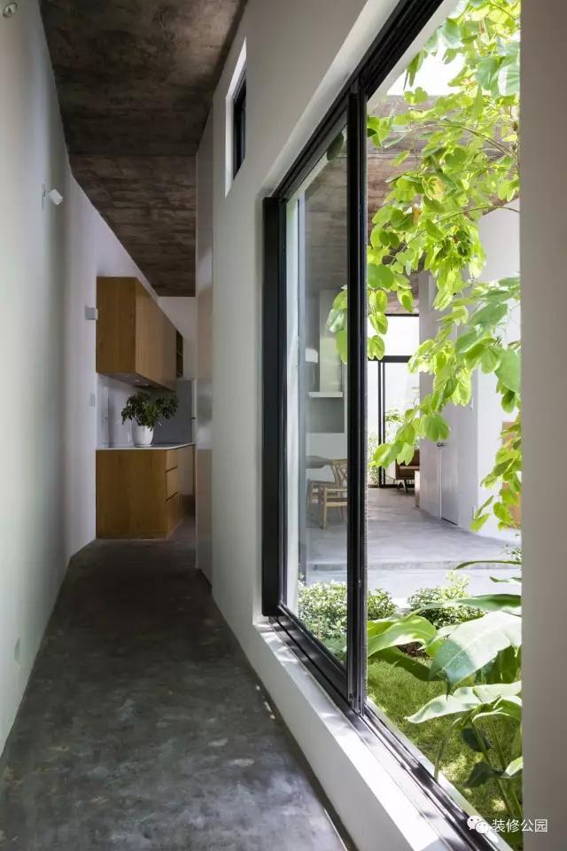 自建房屋做民宿，花磚庭院連廊不可少，狹長地塊也不怕