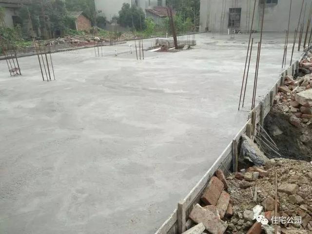 湖南大叔35萬(wàn)蓋別墅含外裝修，他是怎么做到的？