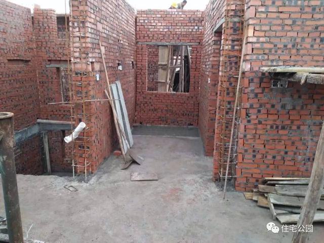 湖南大叔35萬(wàn)蓋別墅含外裝修，他是怎么做到的？