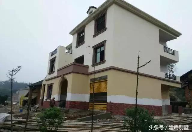 湖南農(nóng)村自建美宅，布局改了三四次，爸媽總算滿意了