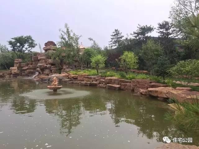 山東豪擲500萬自建園林美景，故宮后花園都不能與之匹敵！